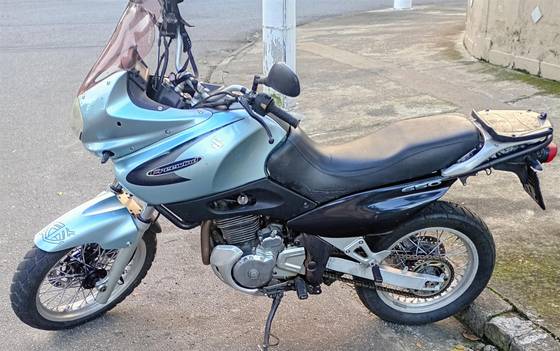 SUZUKI FREEWIND XF 650 