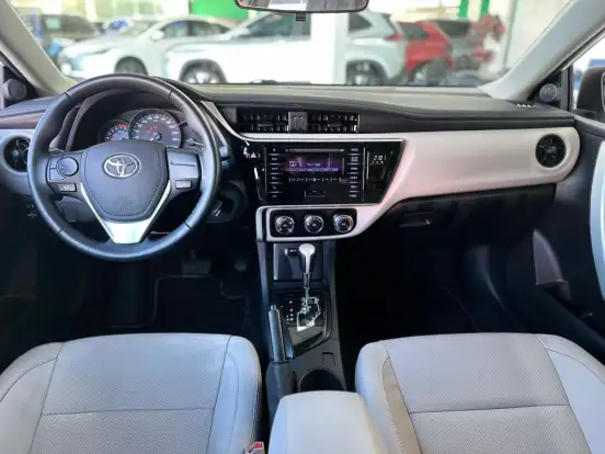 TOYOTA-COROLLA-2018