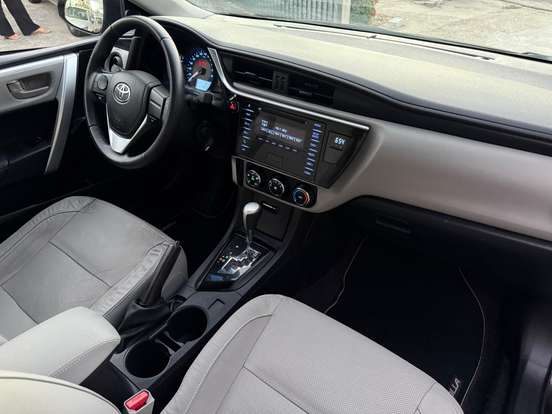 TOYOTA-COROLLA-1.8 GLI UPPER 16V FLEX 4P AUTOMÁTICO TOYOTA-COROLLA-2017