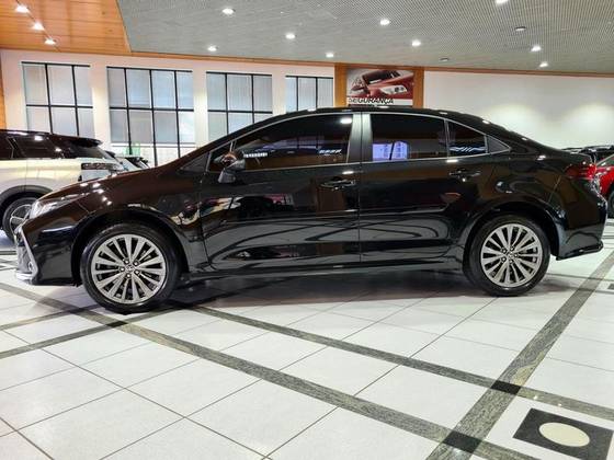 /en/city/cate-car-used-car/toyota-corolla-2024-2-0-vvt-ie-flex-xei-direct-shift-48564133932631040/-2