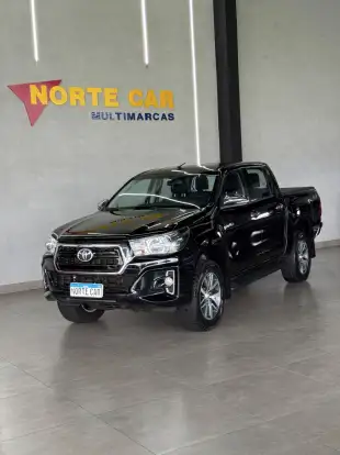 TOYOTA-HILUX-2018