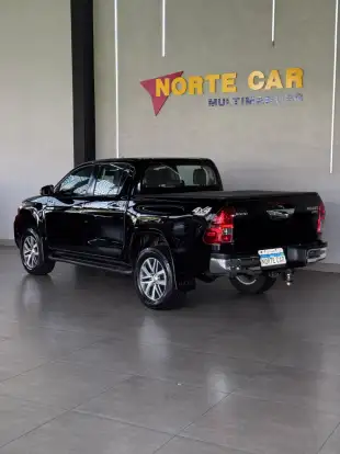 TOYOTA-HILUX-2018