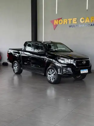 TOYOTA-HILUX-2018