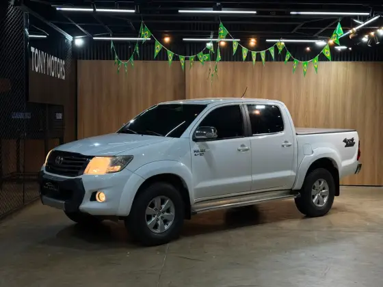 TOYOTA HILUX 3.0 SRV LIMITED EDITION 4X4 CD 16V TURBO INTERCOOLER DIESEL 4P AUTOMÁTICO