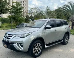 TOYOTA HILUX SW4 2.8 SRX 4X4 7 LUGARES 16V TURBO INTERCOOLER DIESEL 4P AUTOMÁTICO TOYOTA HILUX SW4 2.8 SRX 4X4 7 LUGARES 16V TURBO INTERCOOLER DIESEL 4P AUTOMÁTICO