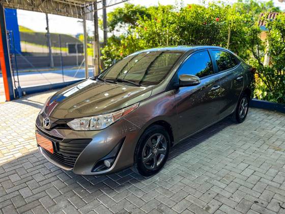TOYOTA YARIS 1.5 16V FLEX SEDAN XL PLUS TECH MULTIDRIVE