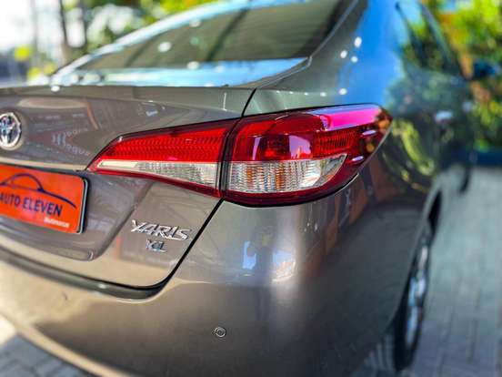 TOYOTA-YARIS-1.5 16V FLEX SEDAN XL PLUS TECH MULTIDRIVE TOYOTA-YARIS-2019