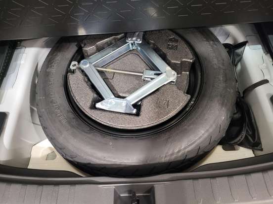 TOYOTA-RAV4-2024