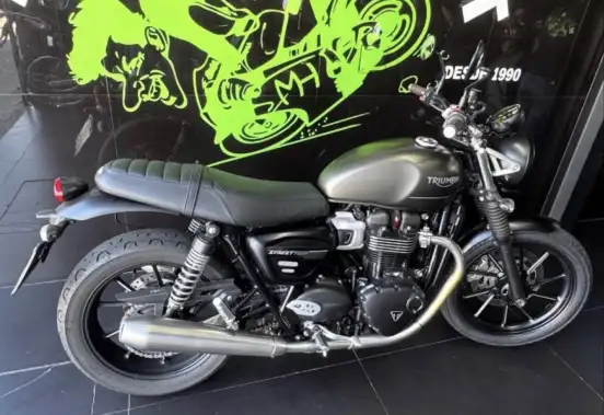 TRIUMPH-STREET TWIN-2021