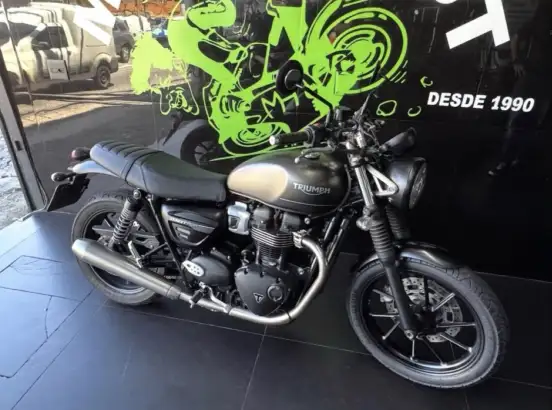 TRIUMPH-STREET TWIN-2021