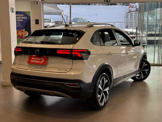 VOLKSWAGEN-NIVUS-1.0 200 TSI TOTAL FLEX HIGHLINE AUTOMÁTICO VOLKSWAGEN-NIVUS-2023