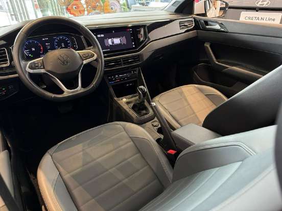 VOLKSWAGEN-NIVUS-1.0 200 TSI TOTAL FLEX HIGHLINE AUTOMÁTICO VOLKSWAGEN-NIVUS-2023