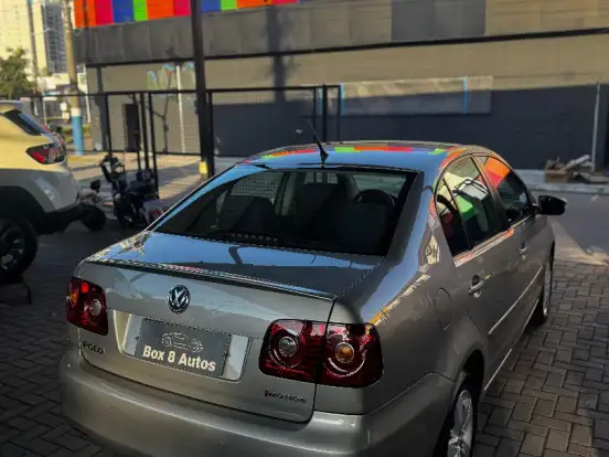 VOLKSWAGEN-POLO SEDAN-1.6 MI COMFORTLINE 8V FLEX 4P AUTOMATIZADO VOLKSWAGEN-POLO SEDAN-2014
