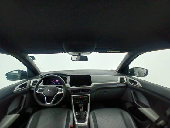 /en/city/cate-car-used-car/volkswagen-t-cross-2025-1-0-200-tsi-total-flex-comfortline-automatic-48549089798916096/-15