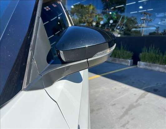 VOLKSWAGEN-T-CROSS-2023