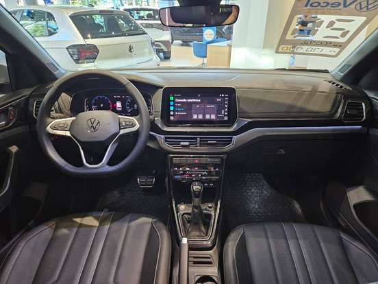 VOLKSWAGEN-T-CROSS-2025
