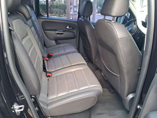 VOLKSWAGEN-AMAROK-2023