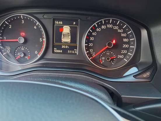 VOLKSWAGEN-AMAROK-2023