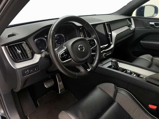 VOLVO-XC60-2.0 T8 HYBRID R-DESIGN AWD GEARTRONIC VOLVO-XC60-2019
