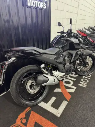 YAMAHA-FZ15 FAZER ABS-2023