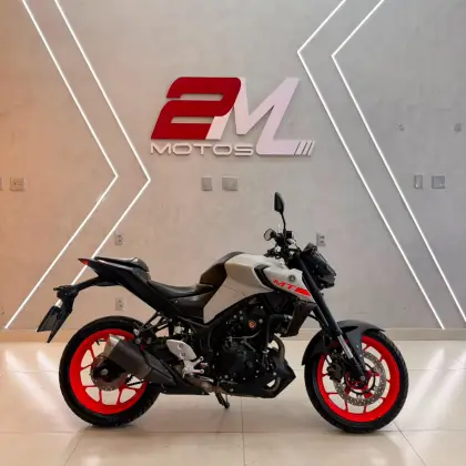 YAMAHA MT-03 ABS YAMAHA MT-03 ABS