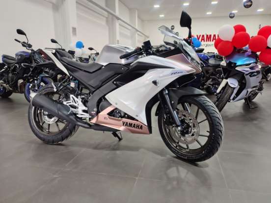YAMAHA-YZF R15-2026