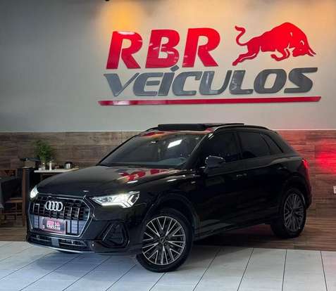 AUDI-Q3-2022