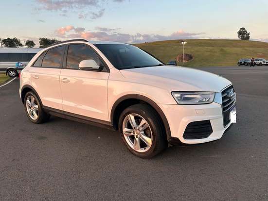 AUDI-Q3-2015