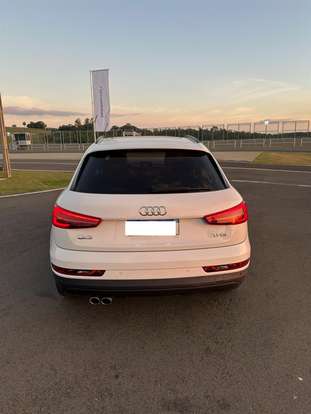 AUDI-Q3-2015