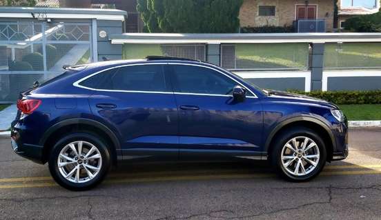 AUDI-Q3-2022