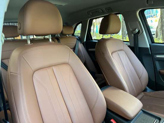 AUDI-Q5-2024