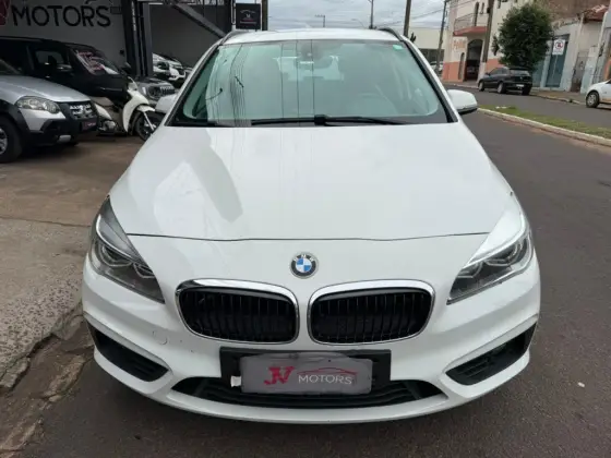 BMW 220i 2.0 CAT GP 16V TURBO ACTIVEFLEX 4P AUTOMÁTICO BMW 220i 2.0 CAT GP 16V TURBO ACTIVEFLEX 4P AUTOMÁTICO