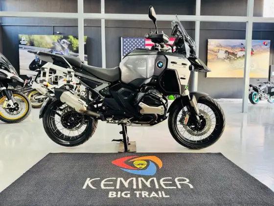 BMW R 1300 GS ADVENTURE TRIPLE BLACK BMW R 1300 GS ADVENTURE TRIPLE BLACK
