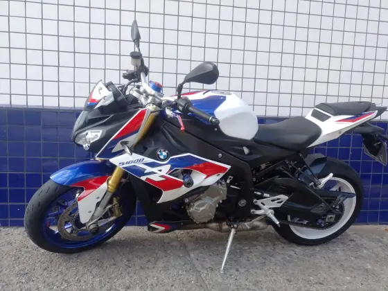 BMW S 1000 R BMW S 1000 R