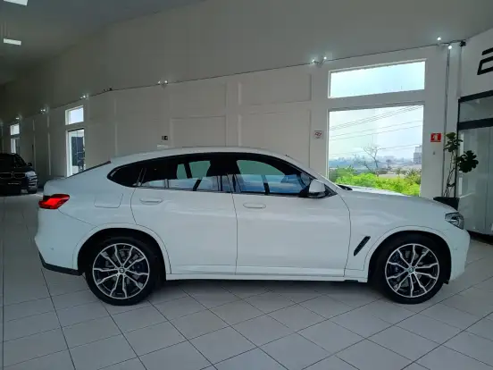 BMW-X4-2018