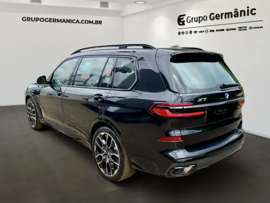 BMW-X7-2026