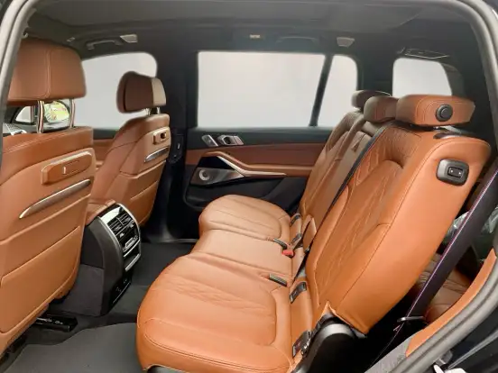 BMW-X7-2026