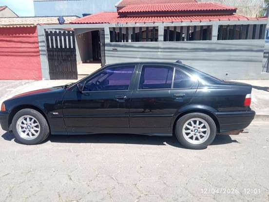 BMW-328i-2.8 TOURING 24V GASOLINA 4P AUTOMÁTICO BMW-328i-1996