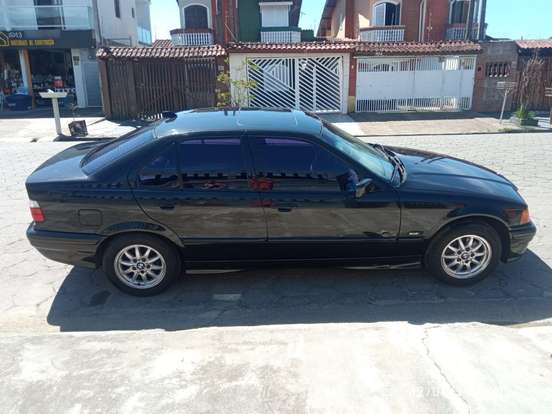 BMW-328i-1996