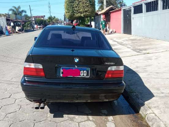 BMW-328i-2.8 TOURING 24V GASOLINA 4P AUTOMÁTICO BMW-328i-1996