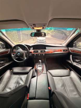 BMW-550i-2008
