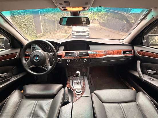 BMW-550i-4.8 SECURITY V8 32V GASOLINA 4P AUTOMÁTICO BMW-550i-2008