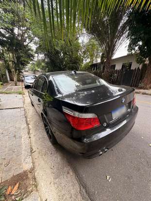 BMW-550i-2008
