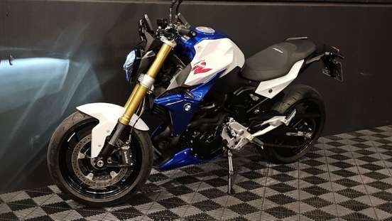BMW-F 900 R SPORT PLUS-2023