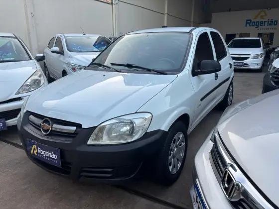 CHEVROLET CELTA 1.0 MPFI LIFE 8V FLEX 4P MANUAL CHEVROLET CELTA 1.0 MPFI LIFE 8V FLEX 4P MANUAL