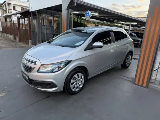 CHEVROLET ONIX 1.4 MPFI LT 8V FLEX 4P MANUAL