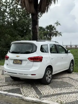 CHEVROLET-SPIN-1.8 PREMIER 8V FLEX 4P AUTOMÁTICO CHEVROLET-SPIN-2023