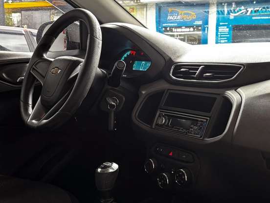 CHEVROLET-PRISMA-2014