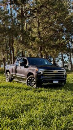 CHEVROLET SILVERADO 5.3 V8 GASOLINA 1500 HIGH COUNTRY 4X4 AUTOMÁTICO