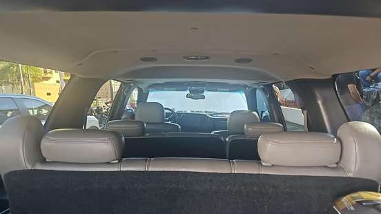 CHEVROLET-SUBURBAN-2002